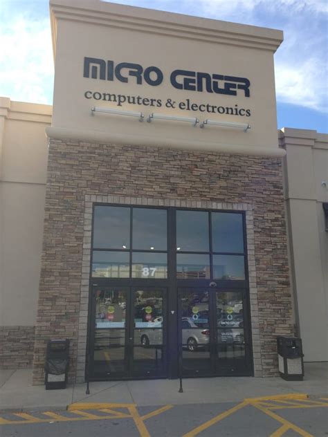 Micro center brentwood saint louis - Dec 21, 2015 · Micro Center 15 Day Return Policy. We guarantee your satisfaction on every product we sell with a full refund - and you won't even need a receipt.* We want you to be satisfied with your Micro Center purchase. However, if you need help or need to return an item, we're here for you!